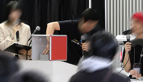 PARTS BLIND TEST  – 触覚で当てろ、プロの矜持–