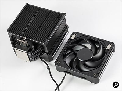 ファンを外すと両端にレールがある