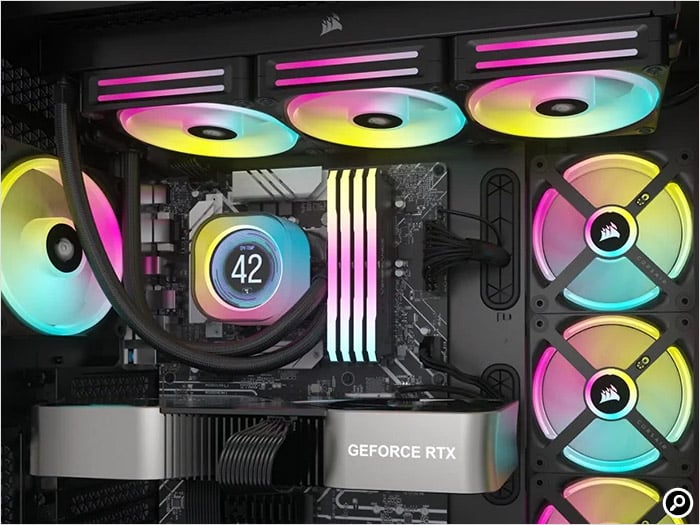 マザーボードと天板のスペースが重要