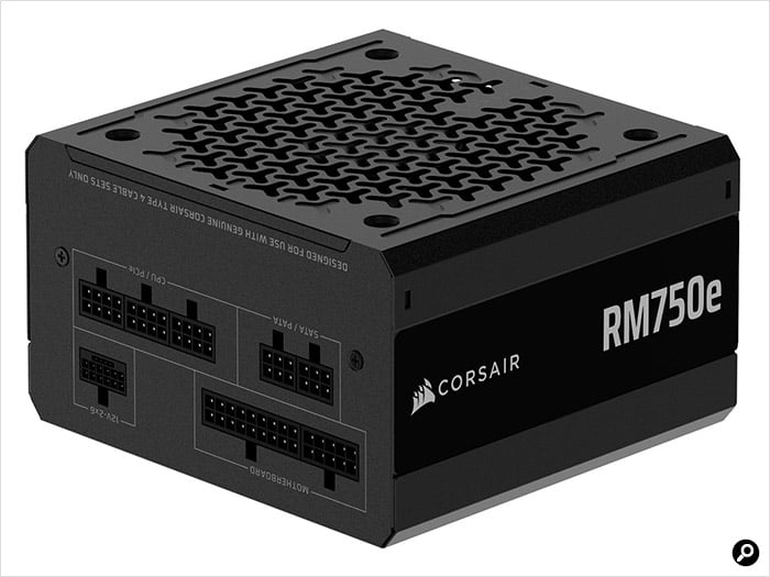 電源ユニット本体に専用の端子を備え、ケーブルを着脱できる方式