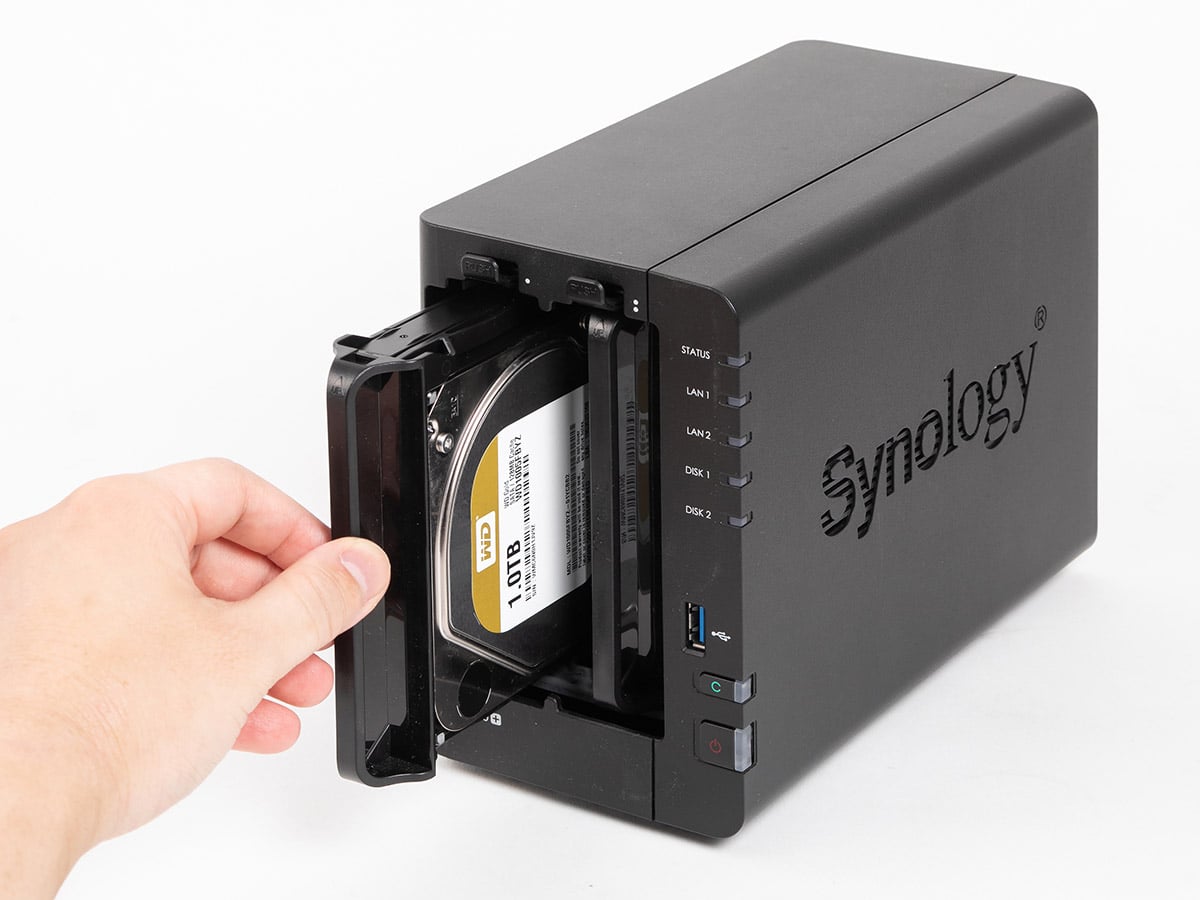 今回は1台のみ　Synology DS220＋  【新品未開封、送料込み】