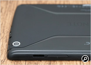 ZOTAC Tegra Note 7の右側面