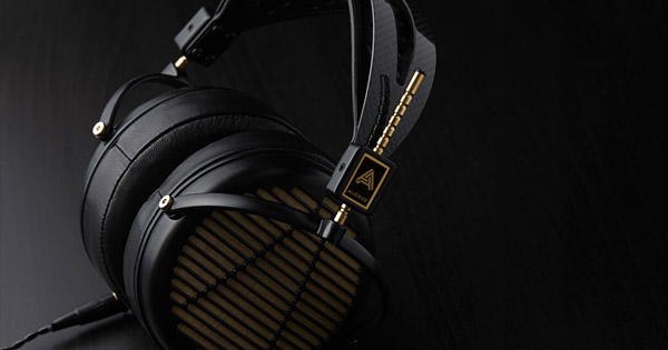 AUDEZE LCD-4z 製品画像