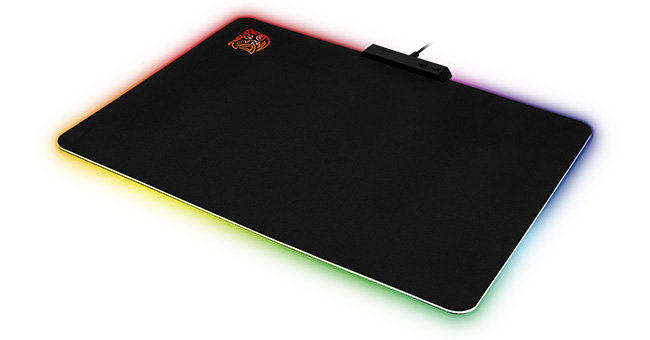 Tt eSPORTS DRACONEM RGB Cloth Edition 製品画像