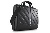 THULE EVA Attache for 13インチMac Book Pro