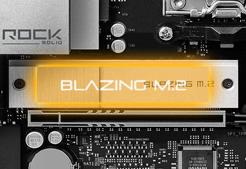 Blazing M.2スロットを装備