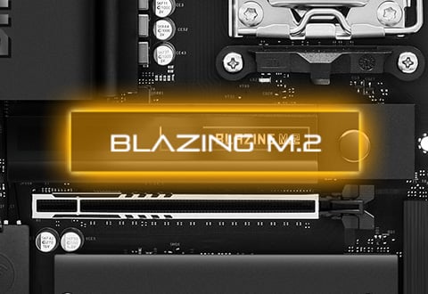 Blazing M.2スロットを装備