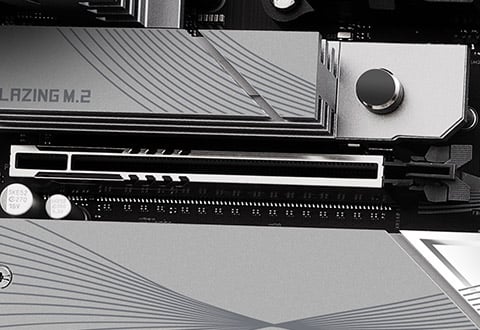 PCI Express 5.0 x16スロットを装備