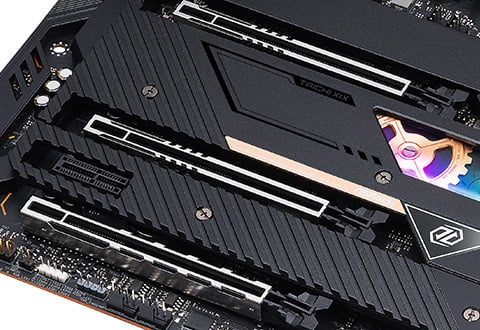 PCI Express 5.0 x16スロットを装備