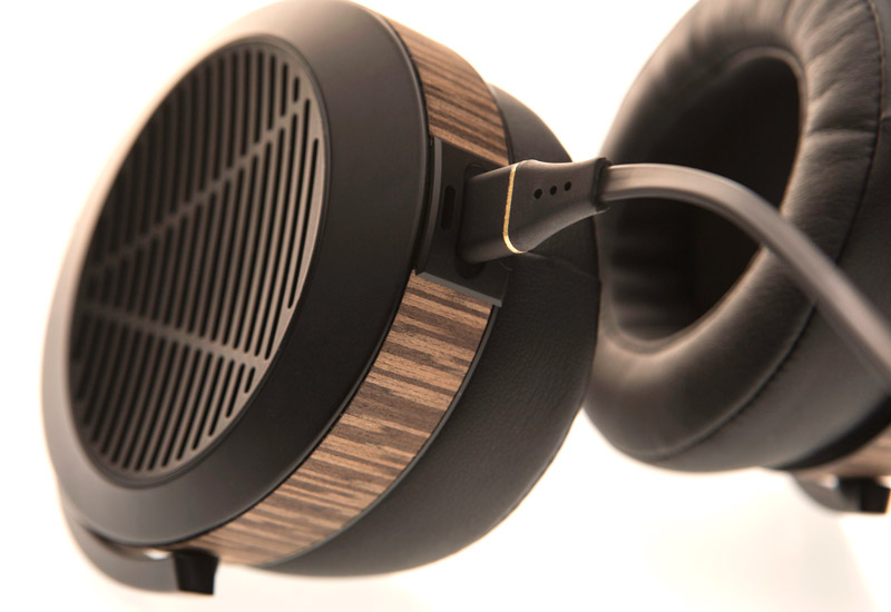 AUDEZE EL-8ヘッドフォン