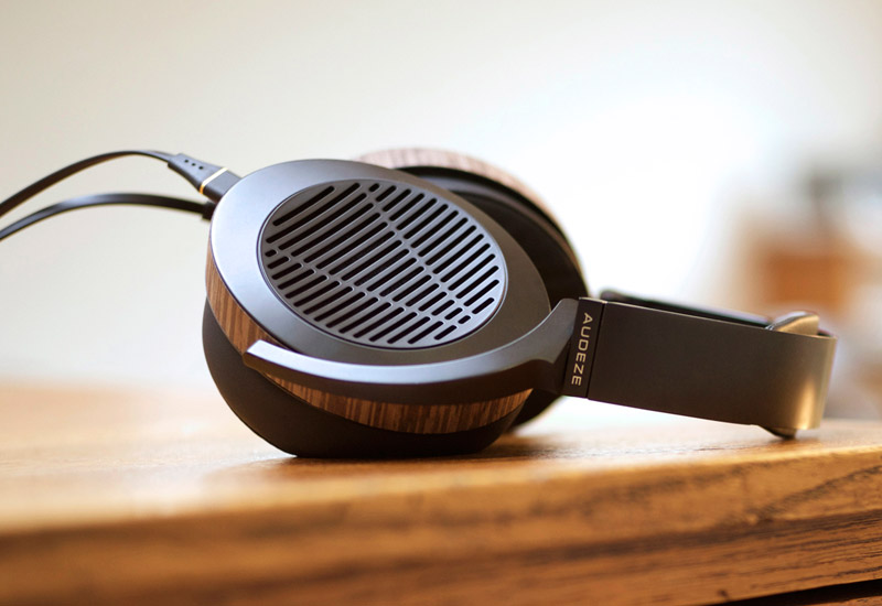 AUDEZE EL-8ヘッドフォン