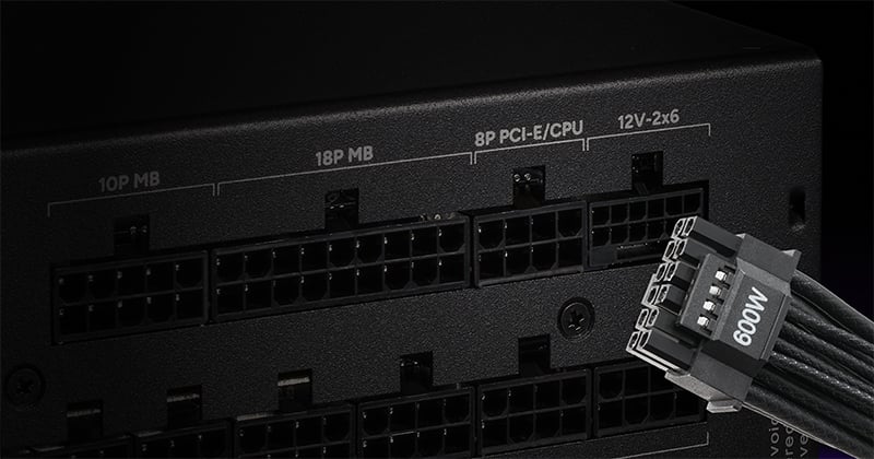 ATX 3.1に準拠、PCI Express 5.1に対応