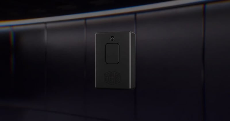 コントローラーを付属（MasterFan A120 FC）