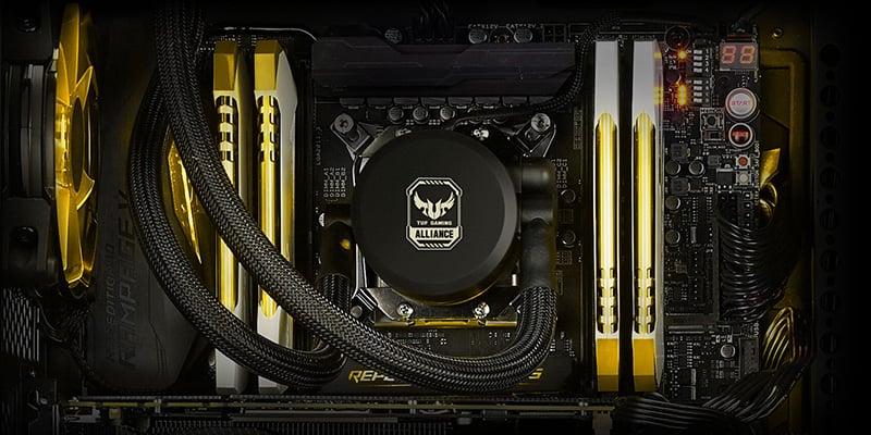 ASUS TUF GAMINGとのコラボレーションモデル