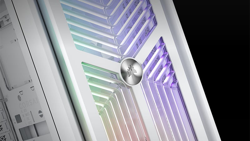 高エアフローに最適化されたRGBフロントパネル