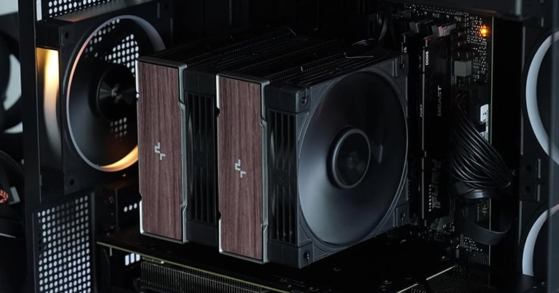 木目調デザインのトップカバーを搭載