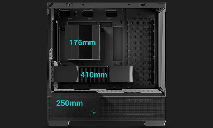 大型パーツが使える余裕の内部スペース