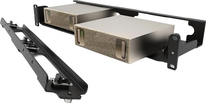 2台のNVIDIA DGX Sparkを1.5Uに集約