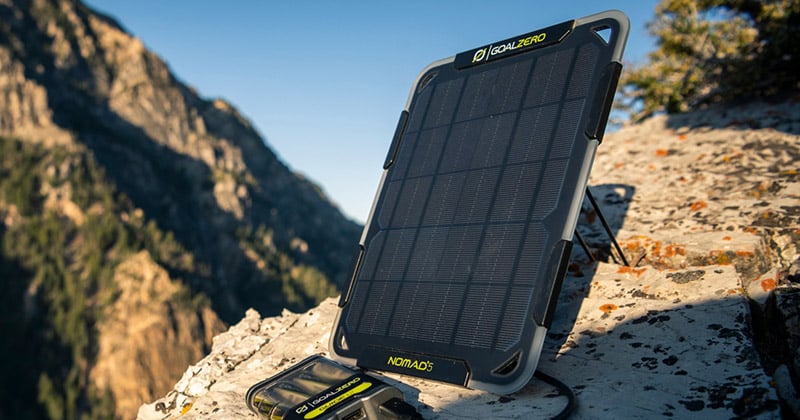 Guide 12+Nomad 5 Solar Panel Kit | Goal Zero ソーラーキット | 株式 