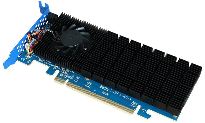 最大2基のM.2 SSDを搭載可能