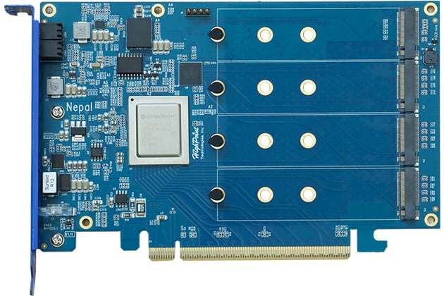 Broadcomの「PEX89048」を搭載