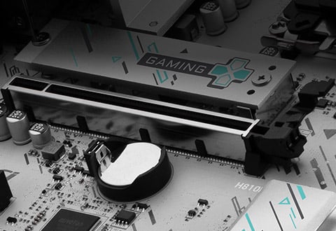 PCI Express 5.0 x16スロットを装備