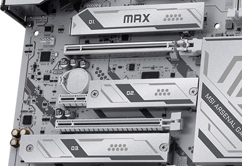 Lightning Gen 5 M.2スロットを装備