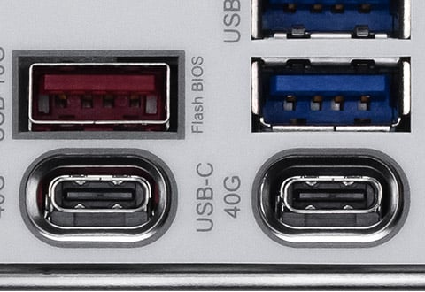 USB4ポートを搭載