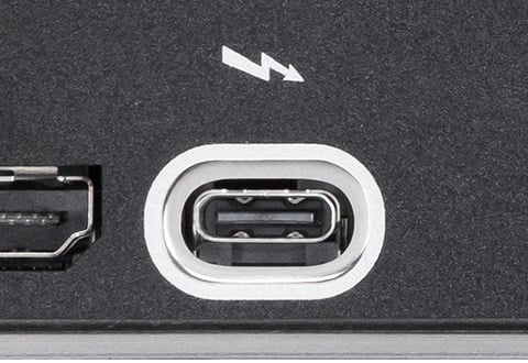 Thunderbolt 4ポートを搭載