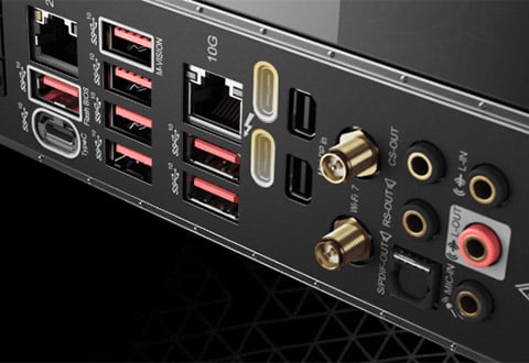 Thunderbolt 4ポートを搭載