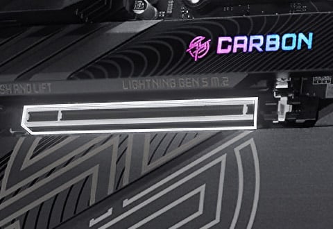 PCI Express 5.0 x16スロットを装備