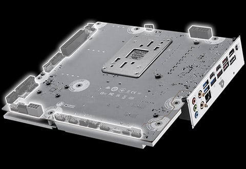 背面コネクタ設計を採用