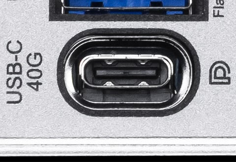 USB4ポートを搭載