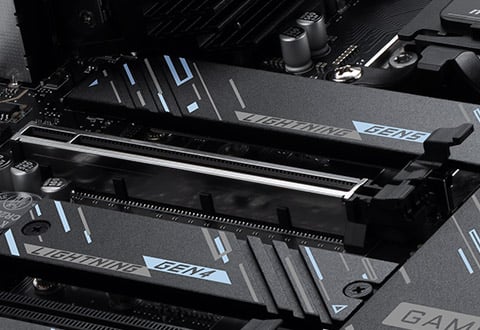 PCI Express 5.0 x16スロットを装備