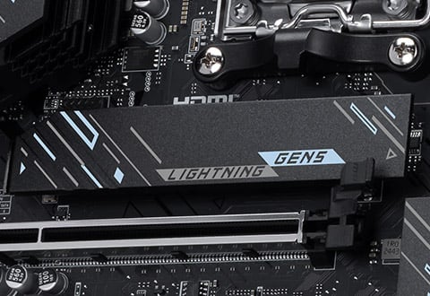 Lightning Gen 5 M.2スロットを装備