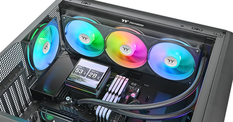 シングルフレーム設計の高性能ファンを採用